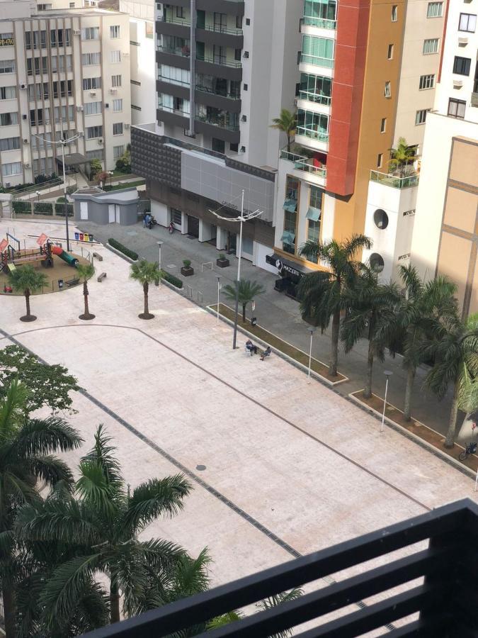 Apto Pe Na Areia - Centro De Balneário Camboriú Exterior foto
